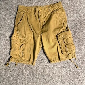 Amazon Men's Tan Cargo Shorts